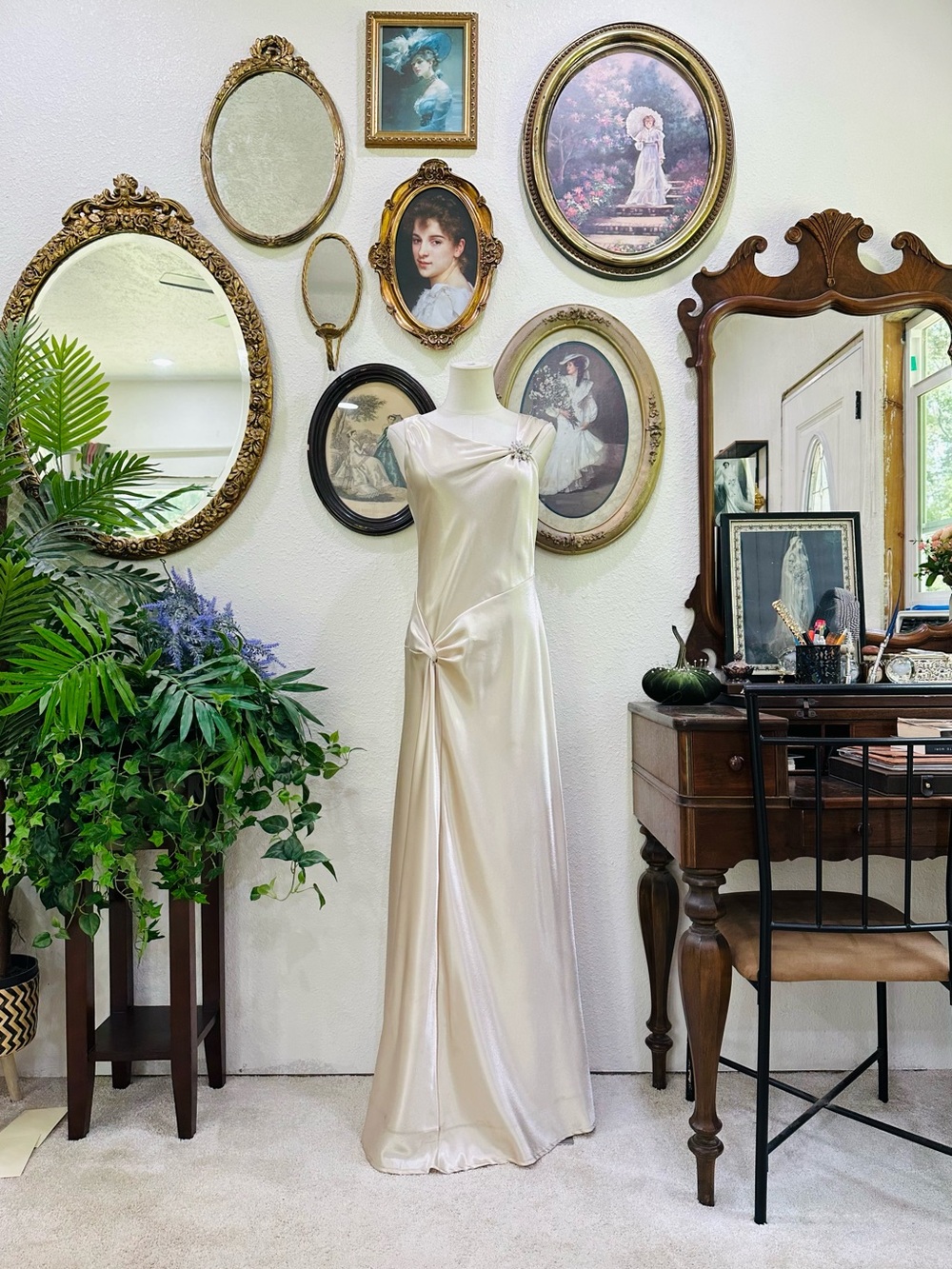Elegant Pearl Satin Wedding Dress with Side Knot